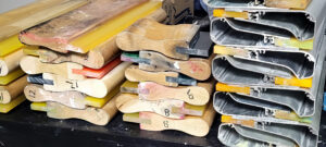 Stacked squeegees for screen printing