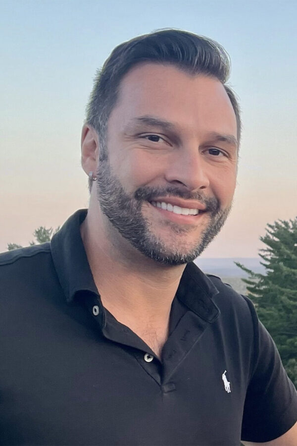 Portrait of Paul Zingone, newly appointed director of technical marketing at Vastex International, a manufacturer of screen-printing, DTG and DTF equipment.