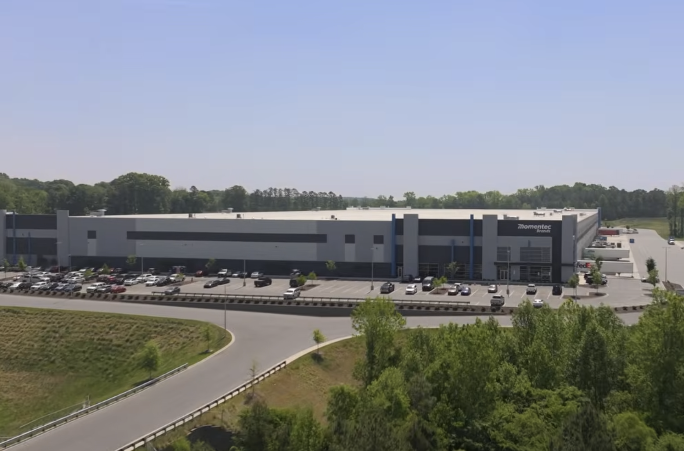 Momentec 755,000-square-foot technology-heavy sports apparel distribution facility