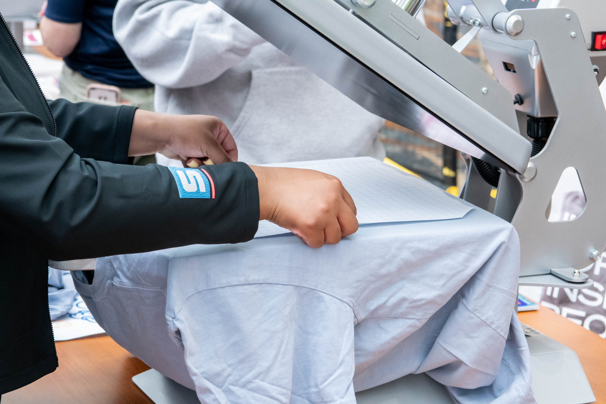 STAHLS' heat press DTF decorating